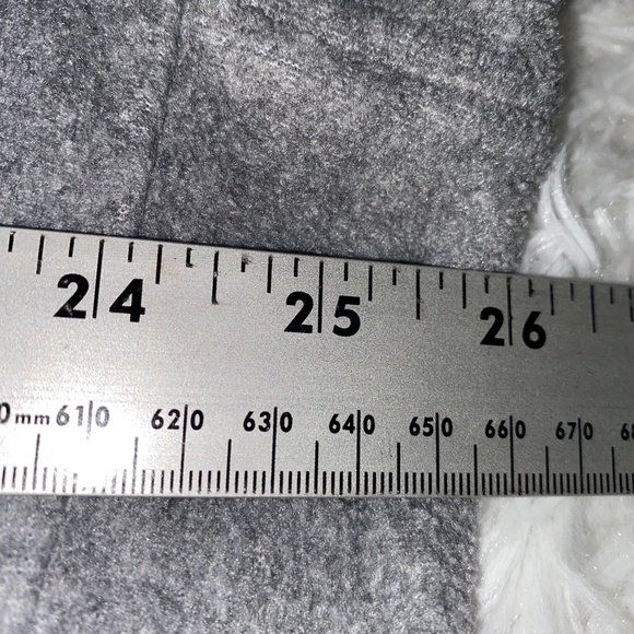 Columbia Gray Fleece Zip up Jacket 2 zip pockets Excellent Condition - Picture 5 of 6